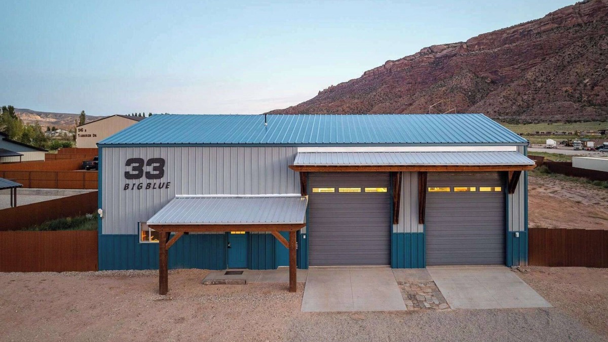 Moab South Valley House | Big Blue - Moab's Adventure Basecamp!