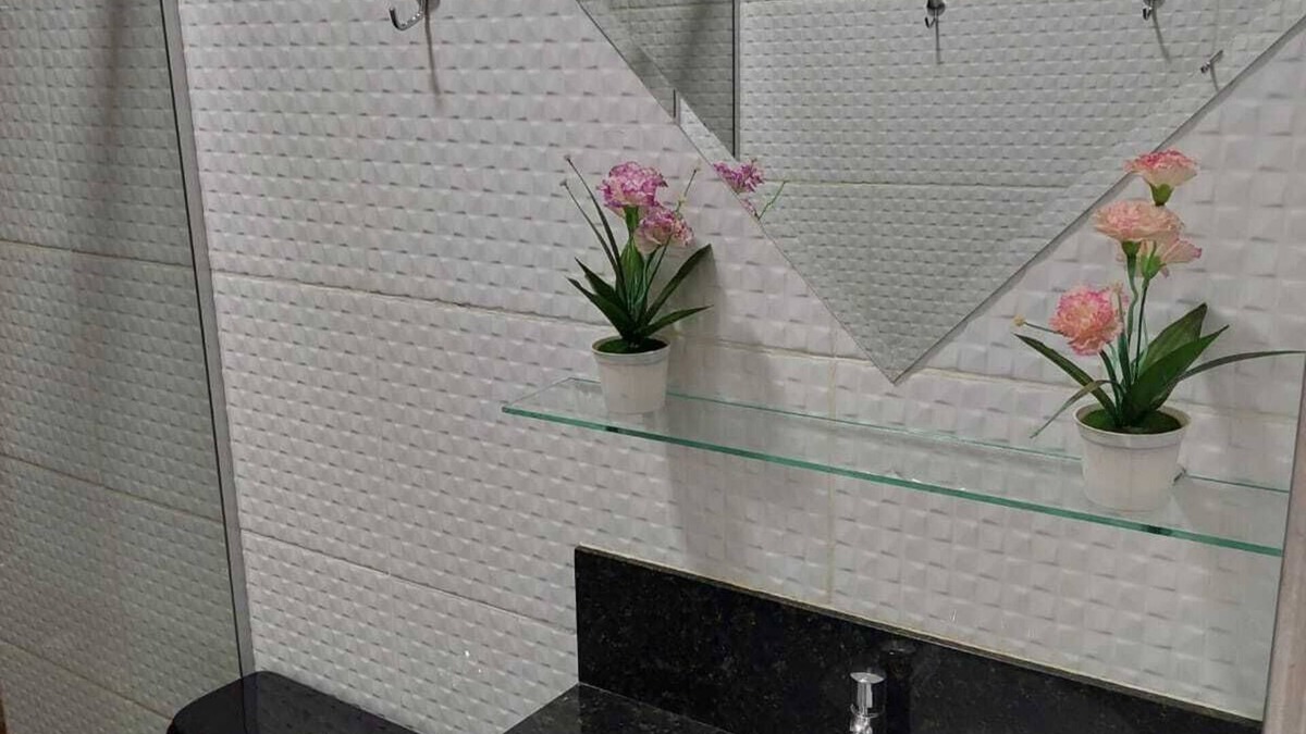 Parque Sao Francisco Apartment | Big Family Room for 6 people, with kitchen and private bathroom, pets allowed.