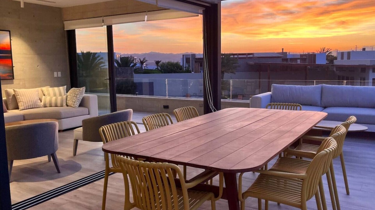 Pisco Apartment | Big Family Apt with Huge Terrace for 9, view on the Salwater Lagoon