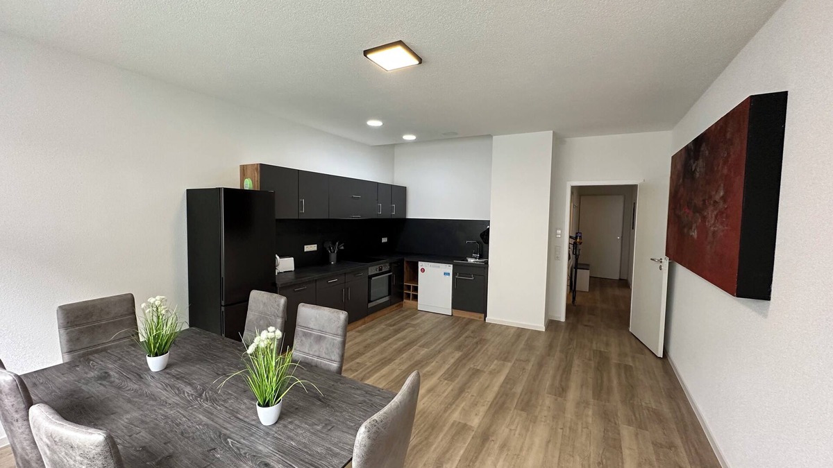 Goeppingen Apartment | Big Family Suite with 7 beds in the center of Göppingen