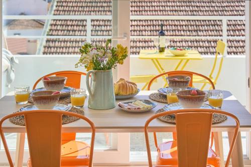 Costa de Caparica Apartment | Big Group Beach Haven, Sleeps 28, by TimeCooler