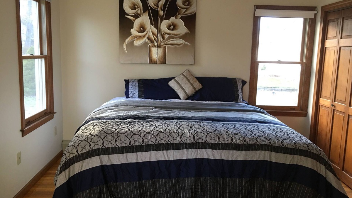 Shrewsbury House | Big Private room,nice view, quiet, wonderful place #3