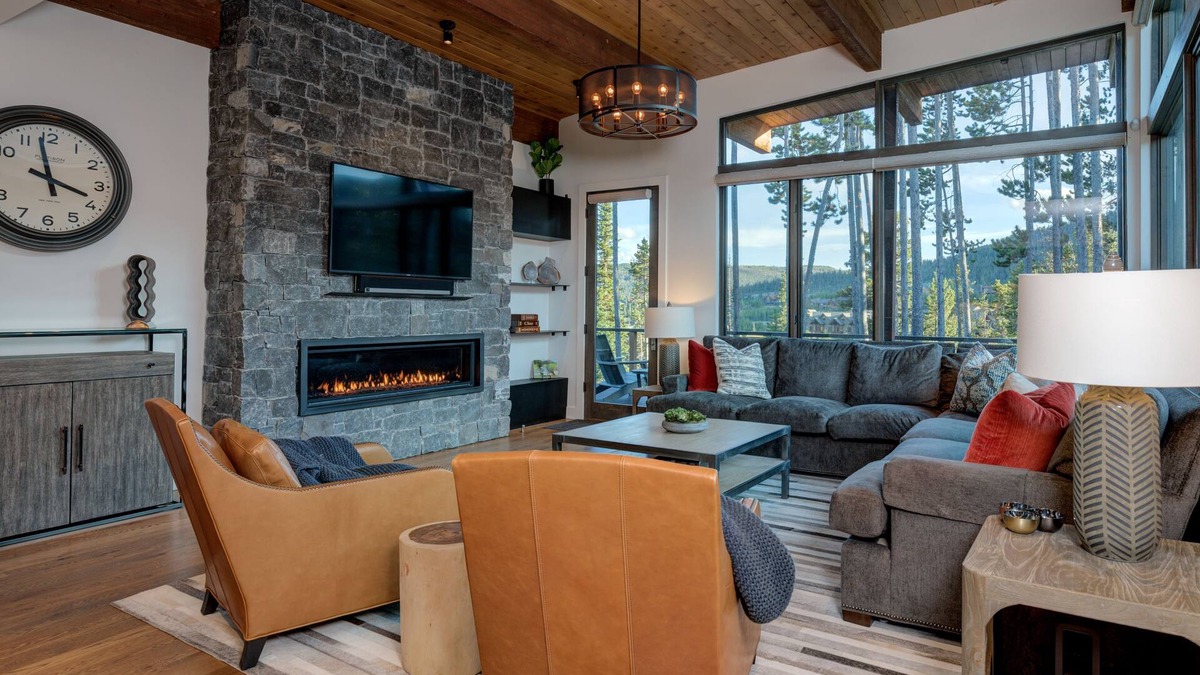 Big Sky Cabin | Big Sky Vacation Rentals: Silvertip 6 Rolling Ridge