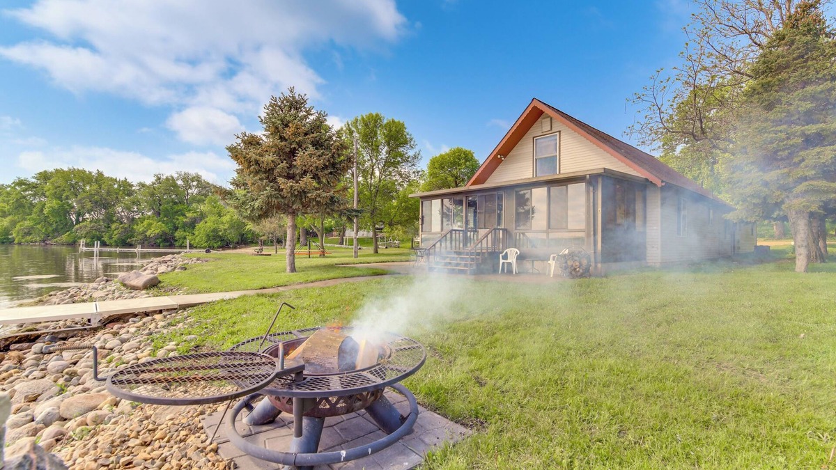 Agency Village House | Big Stone Lake Retreat ~ 7 Mi to Browns Valley!