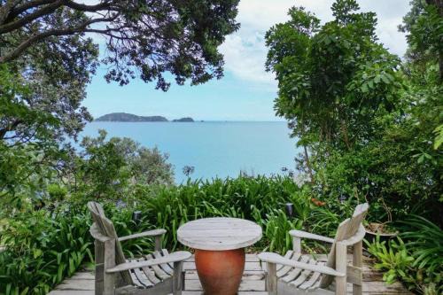Amodeo Bay House | Big Tomato - Paradise in Papa Aroha, Coromandel