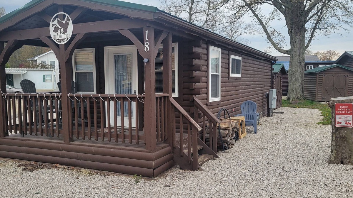 Ashtabula Cabin | Bigfoot Lodge #18