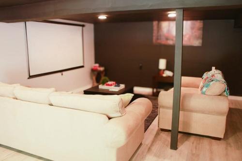 Farwell House | Bigfoot Retreat- ORV Trails