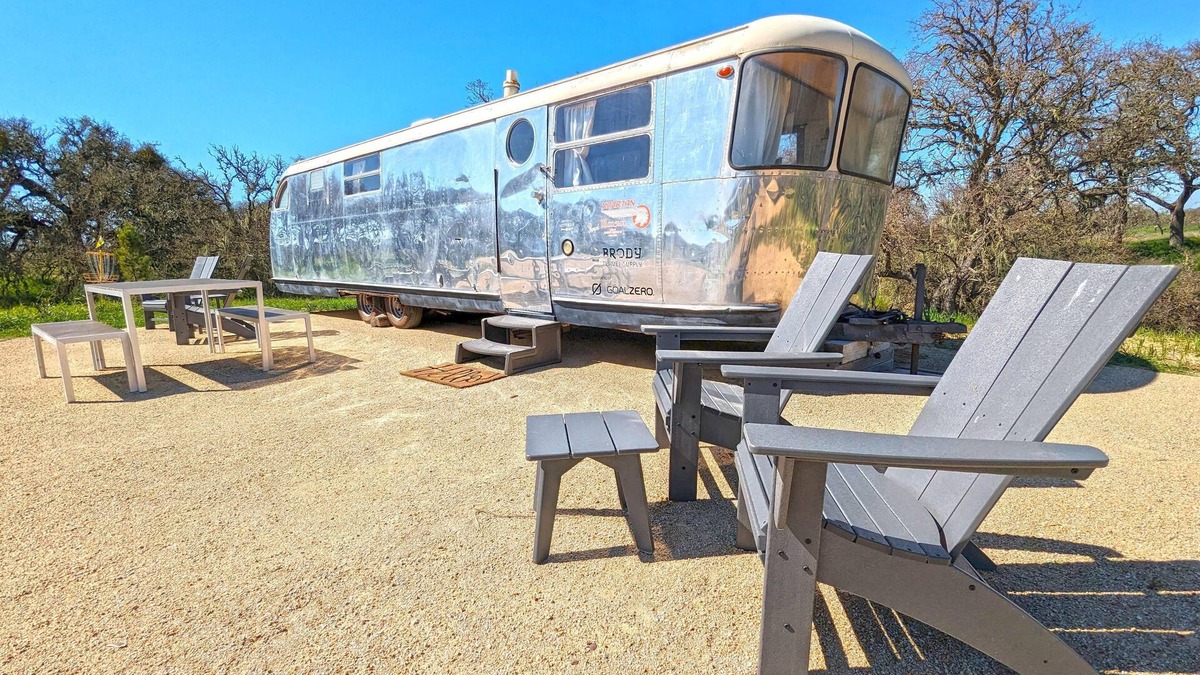 Paso Robles RV Rental | Billie Holiday Trailer - Billie Holiday themed Spartan Trailer On Vineyard