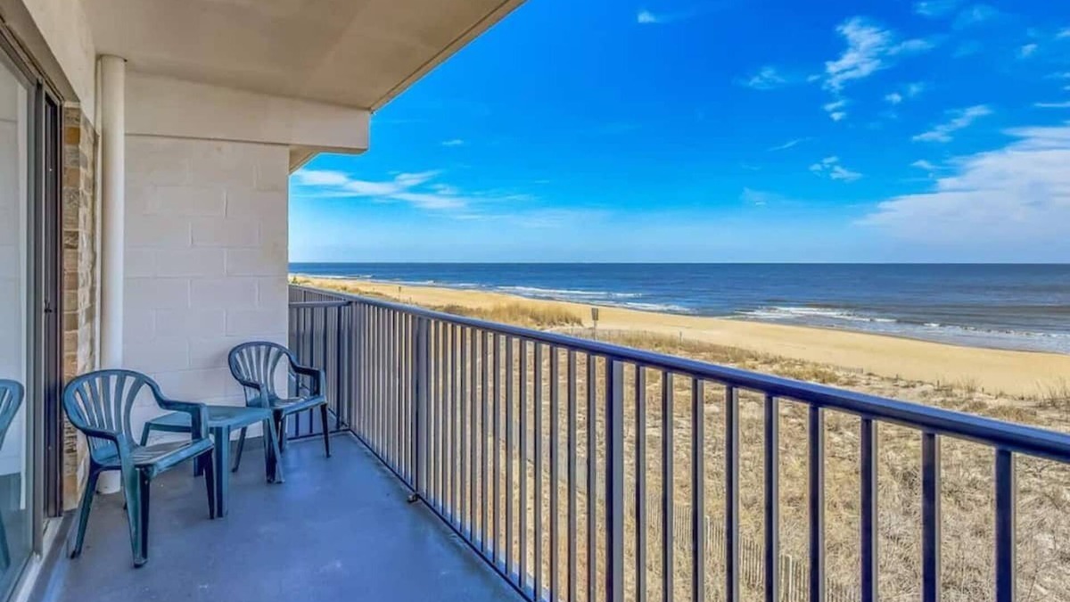 Midtown Ocean City House | ⭐️Bimini 204 Direct Ocean Front New Bathrooms/Floors⭐️