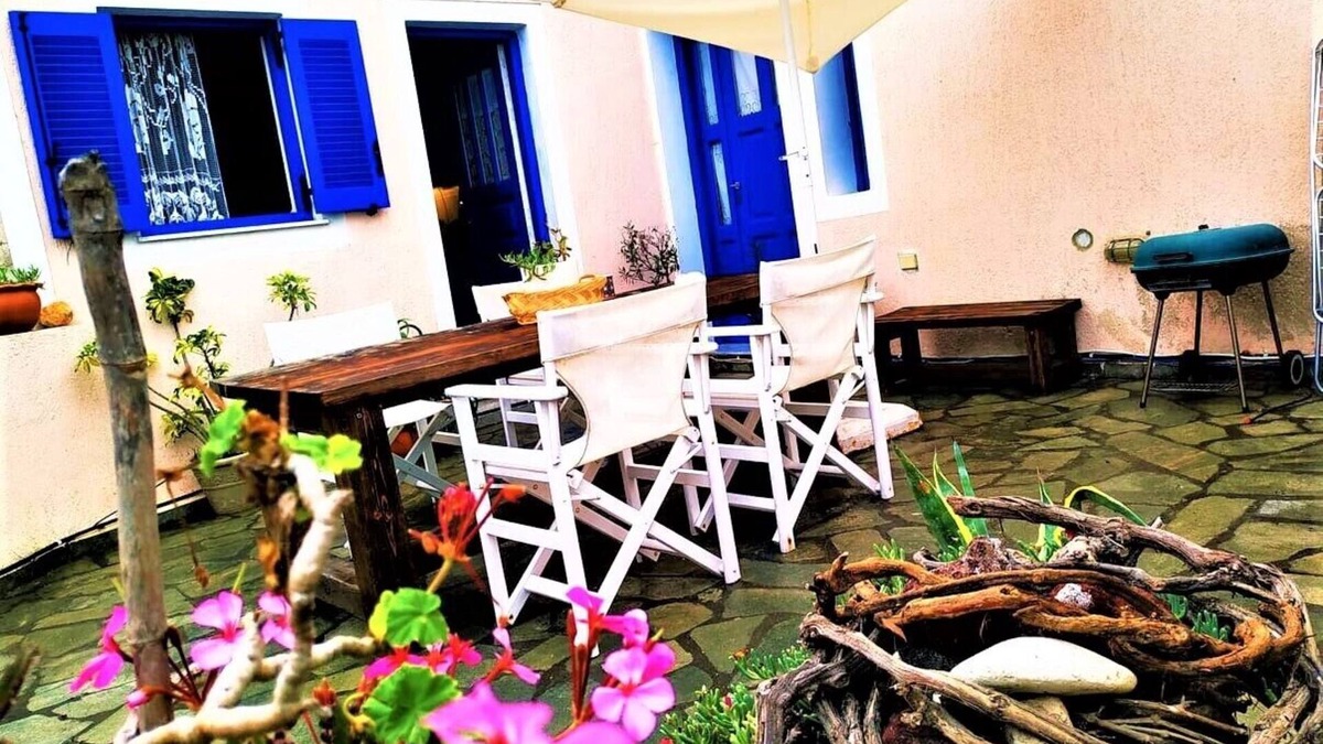 Messaria House | Bioclimatic Cave House - Vothonas traditional village