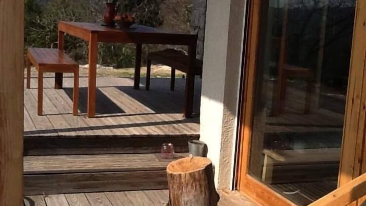 Labeaume House | Bioclimatic house, exceptional view and quiet, 1.3 km of the river