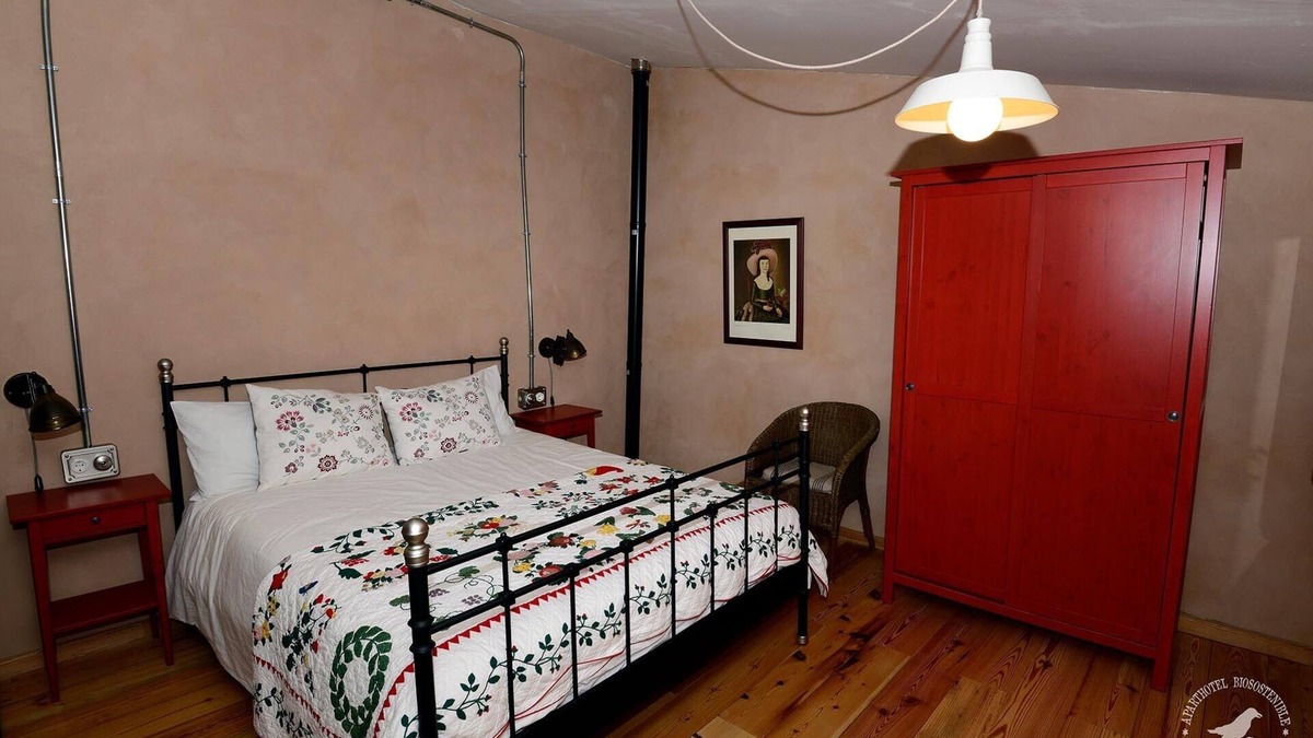 Vega del Codorno Apartment | Biosotenible Apartment Río Cuervo Duplex Garden