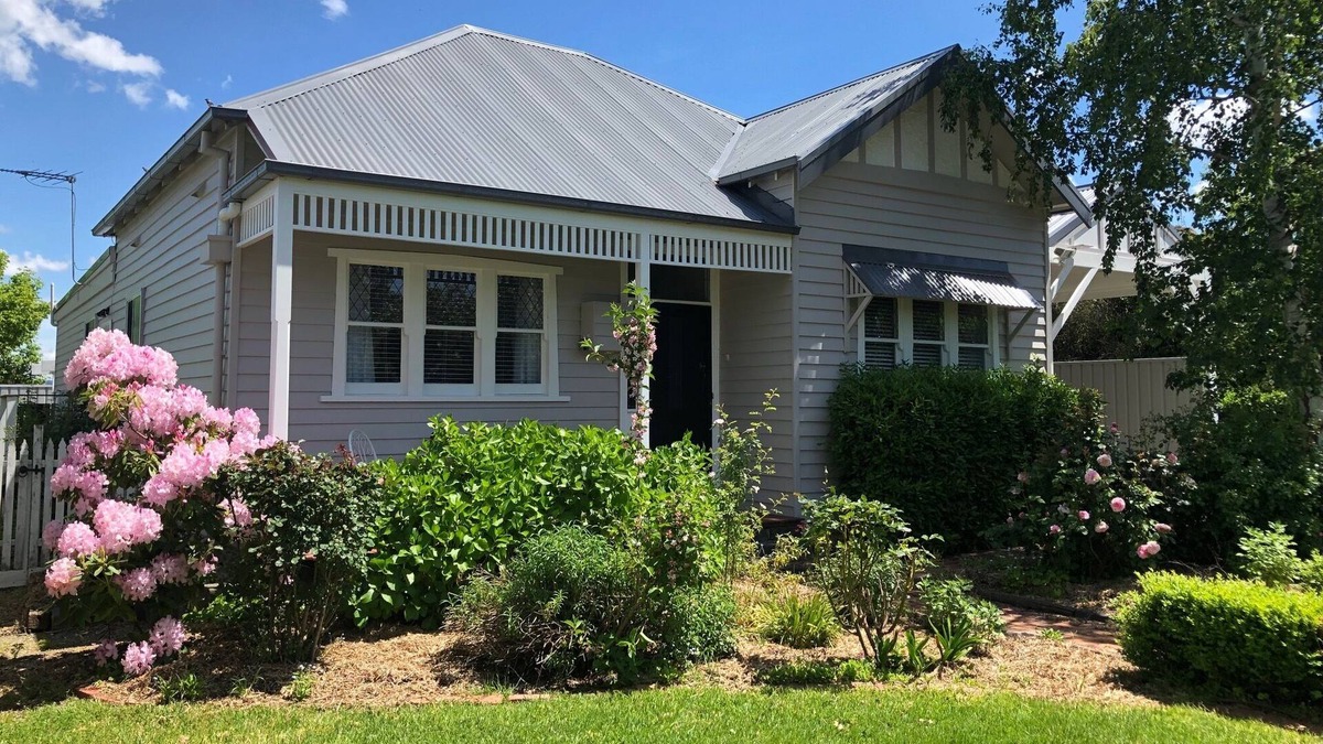 Riddells Creek House | Birch Cottage - ideal getaway