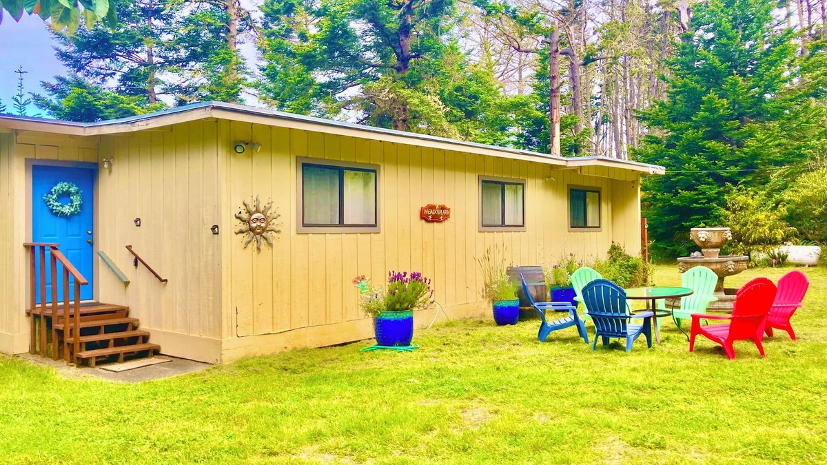 Mendocino House | Bird Lover's Paradise ~ Meadowlark House on Mendocino Coast Nature Preserve
