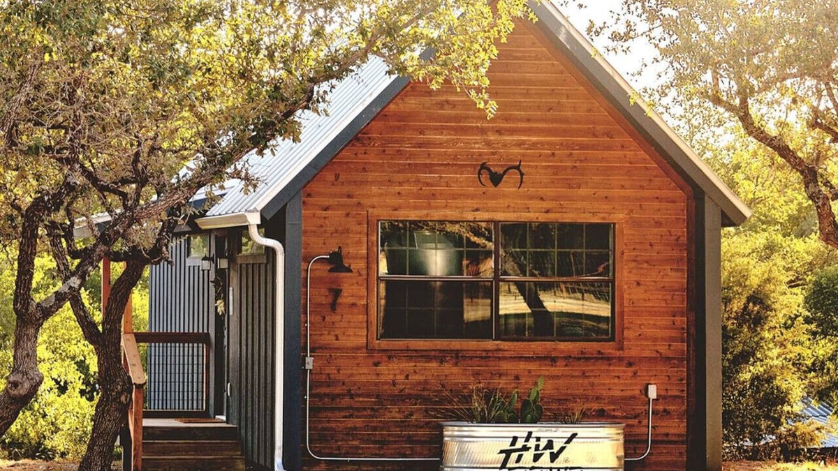 Dripping Springs House | Bird`s Eye, Cozy Cabin w a view & Tesla EV Charger