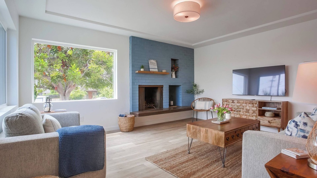 La Jolla Cottage | Birdrock Beach Cottage - New updated cottage with hot tub