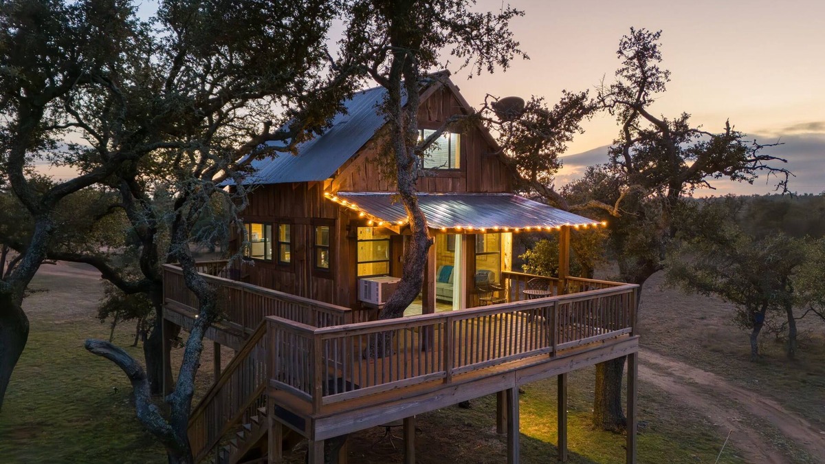 Willow City Other | Birds Nest, hot tub, pool, views, Willow Sky Ranch, pets friendly