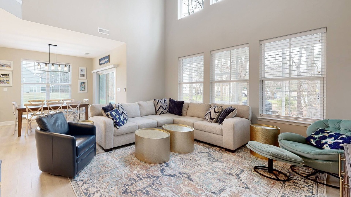 Millville House | Bishops Landing townhome with screened porch, patio, on-site pool & tennis