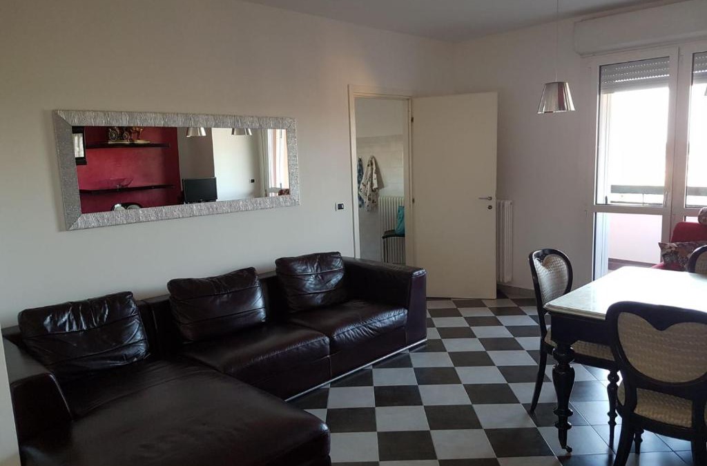 Granarolo dell'Emilia Apartment | Black and white Apartment