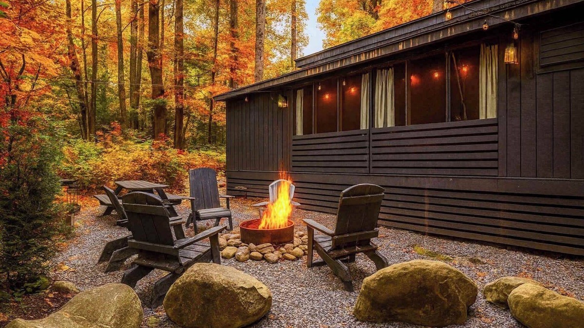 Rocky Grove Cabin | Black Bear Getaway Fire Pit & Hot Tub