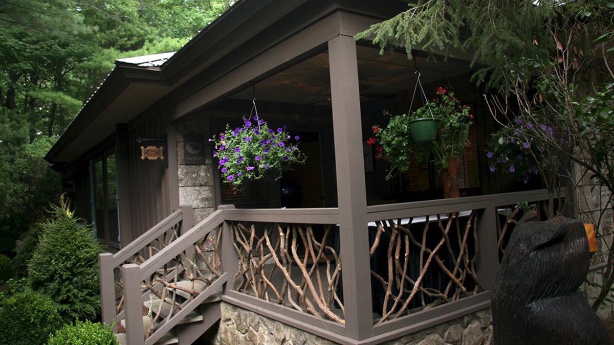 Sapphire Apartment | Black Bear Lodge of Sapphire