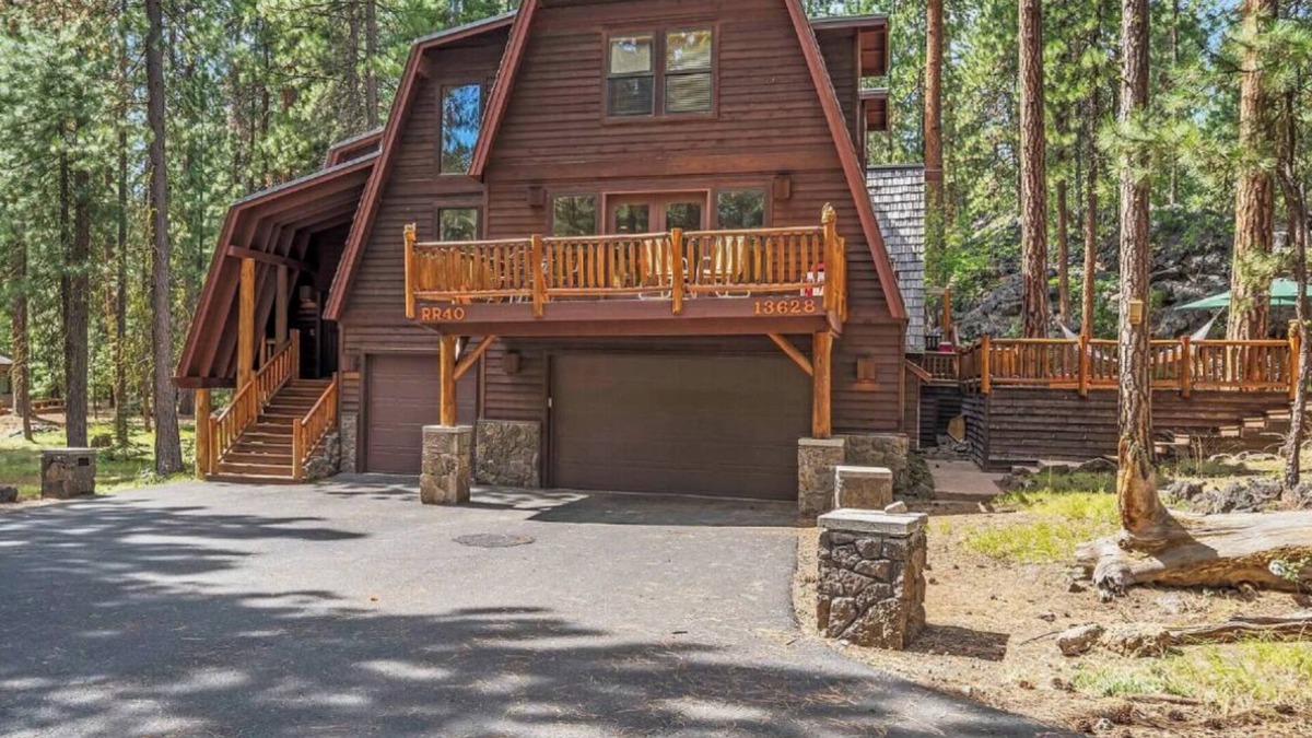 Black Butte Ranch House | Black Butte Ranch - Spacious house