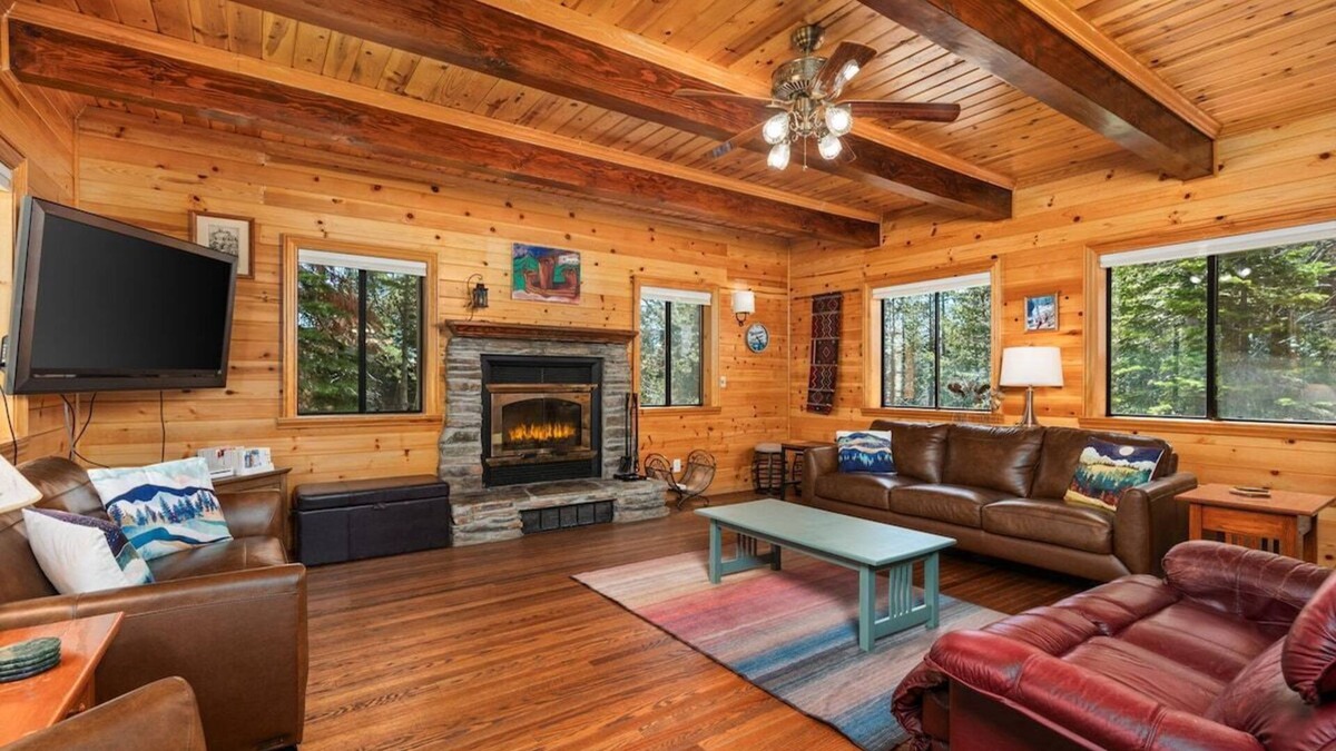 Big Creek Cabin | Black Diamond | Pet Friendly+Near China Peak!