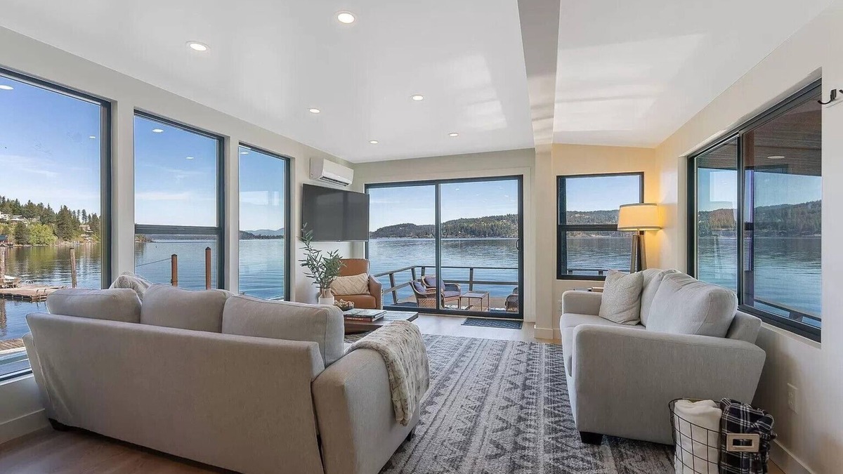 Coeur d'Alene House | Black Elk Lake House