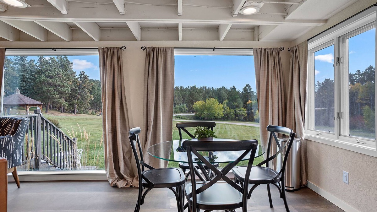 Rapid City Bed & Breakfast | Black Forest Inn Bed & Breakfast