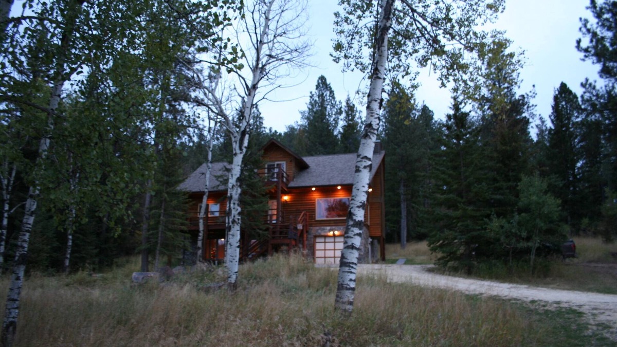Nemo House | Black Hills Diamond Dale Vacation Log Home Cabin