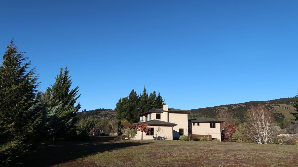 Wanaka Apartment | Black Peak View