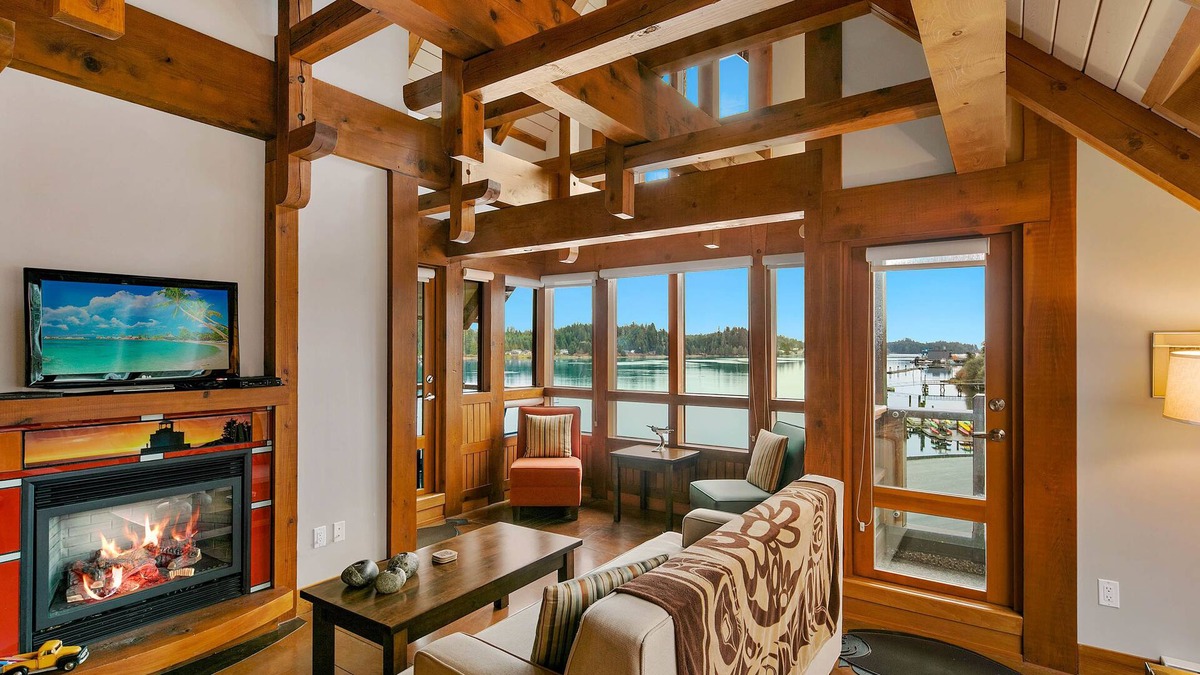 Ucluelet House | Black Rock Landing