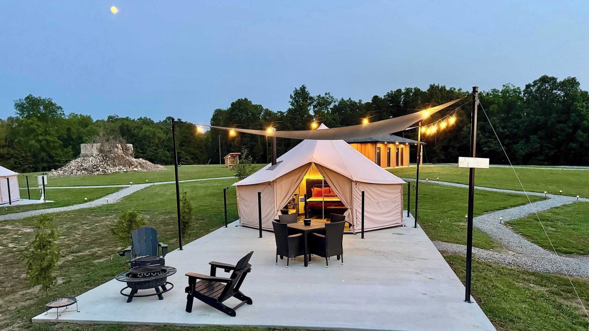 Tahlequah House | Black Walnut- Glamping Tent @ River Bluff Cabins
