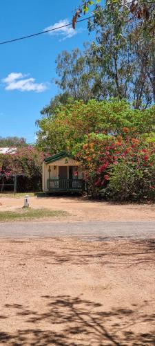 Blackall Apartment | Blackall Caravan Park