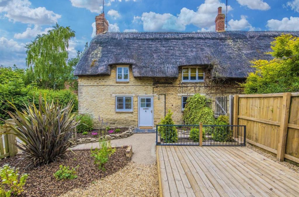 Twywell House | Blackbird Cottage