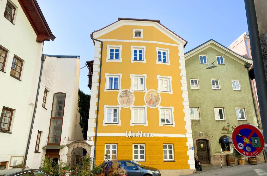 Innsbruck City Centre Apartment | Blackhome Vintage Innsbruck City Centre I contactless check-in