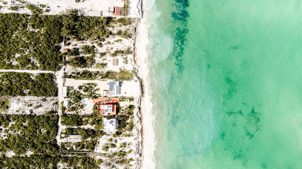 Costa Mujeres Villa | Blanca Beach House - Off-the-grid, sustainable vacation home in Cancun