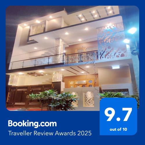 Mohangarh Villa | Blessing's Home Stay 5 Bedrooms Luxury Villa Exquisite 5 Bedroom Villa Ideal Family Home Stay with Spacious Living