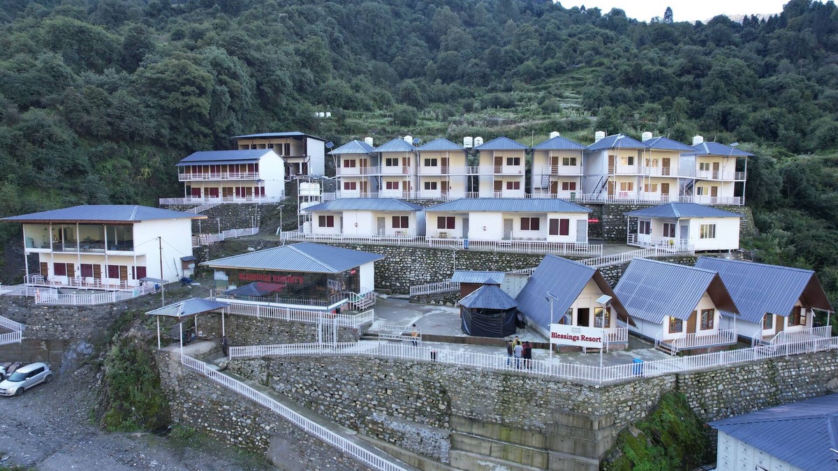 Kharsali Hotel | BLESSINGS RESORT