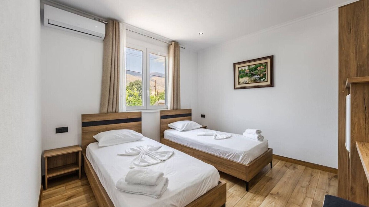 Gjirokaster Apartment | Bliss Double Room by PikHost