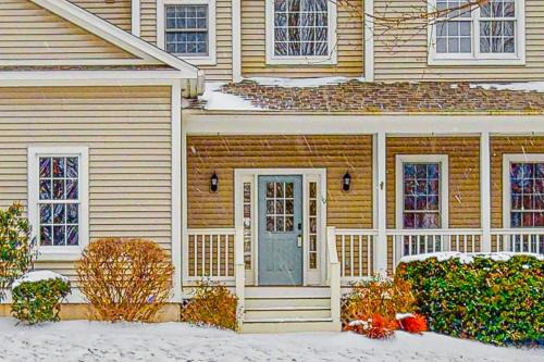 South Burlington House | Blissful Wakes