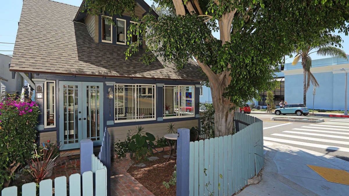 Ocean Park House | Block to the Shore - Amazing Santa Monica Craftsman
