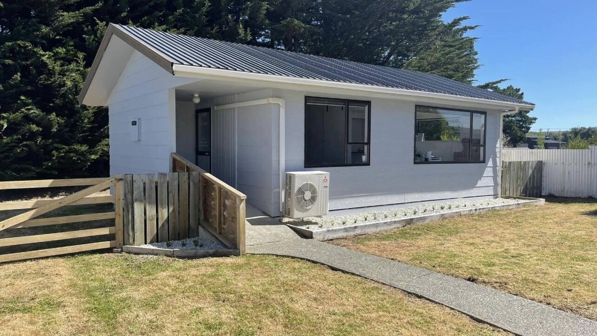 Lumsden Cabin | bloom unit