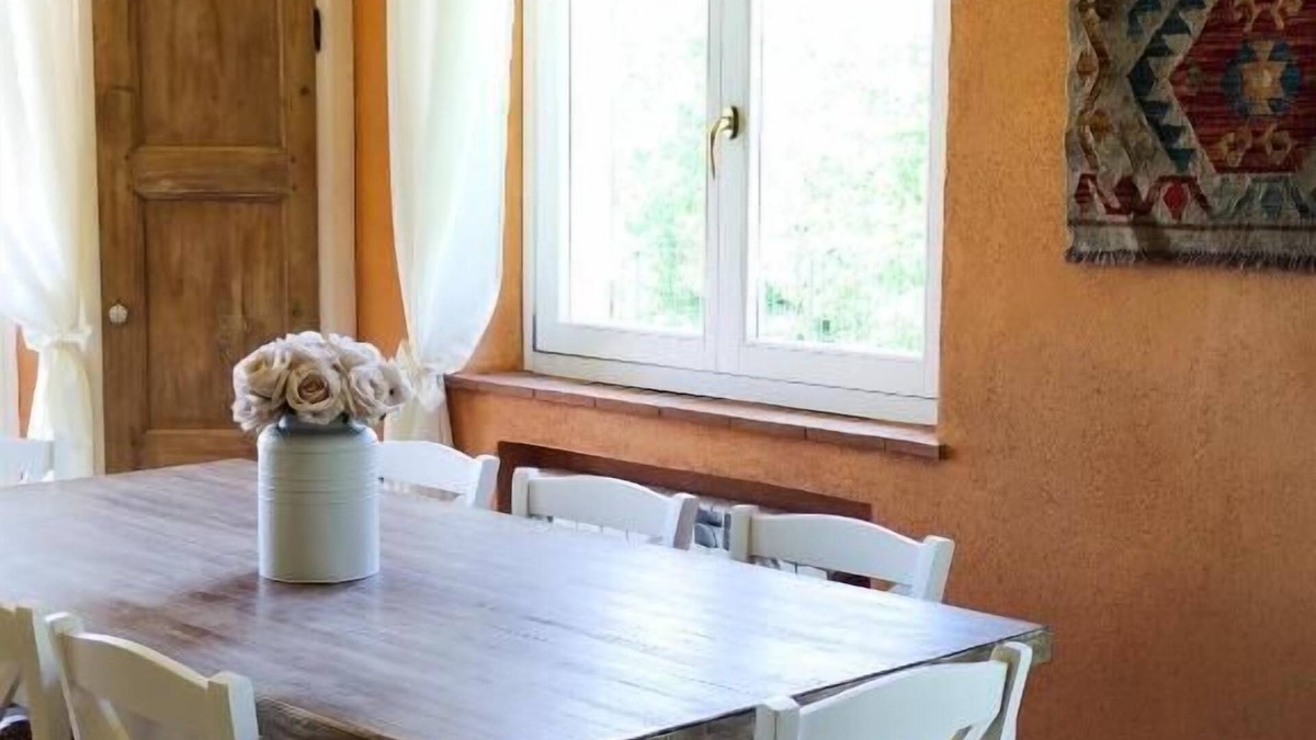 Fosdinovo Apartment | Bloomeria