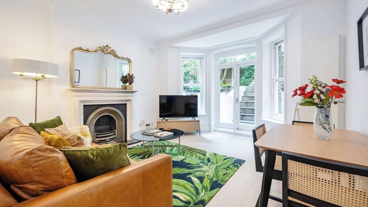 St. Pancras Apartment | Bloomsbury Gardened 2 bedFlat