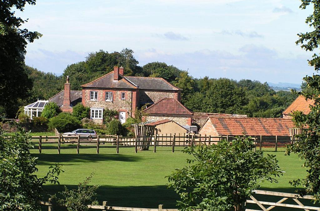 Devizes Bed & Breakfast | Blounts Court Farm