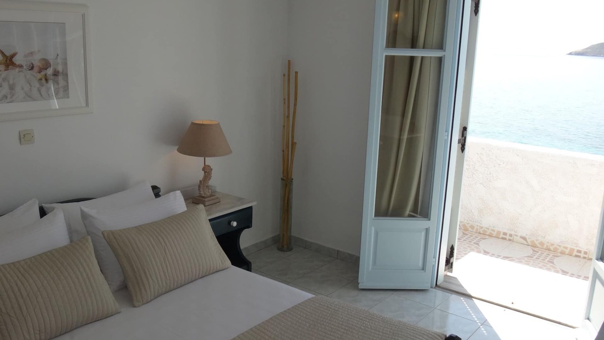 Drios Villa | Blue and sea view Maisonette
