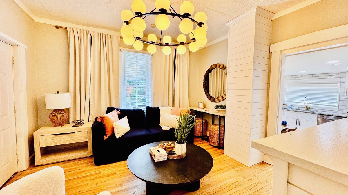 South Park House | Blue Bungalow, South Park, Oregon District, UD, MVH