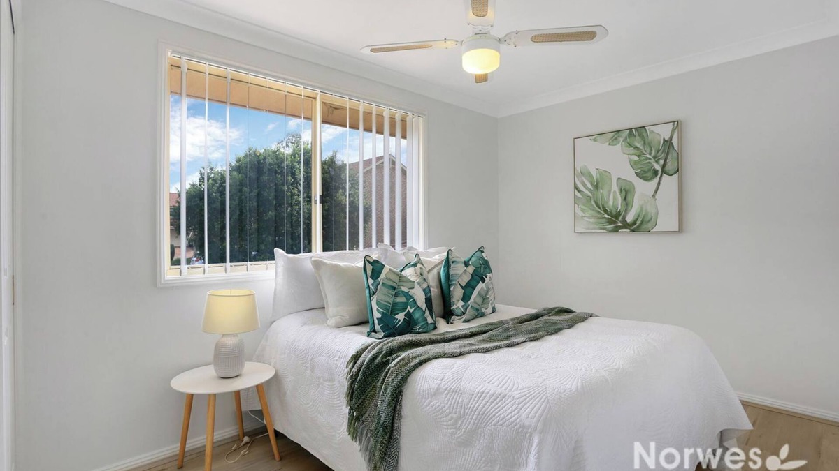Glenmore Park House | Blue Haven Retreat - Gloremore Park Centre