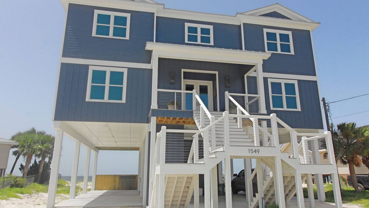 Alligator Point House | Blue Heron Waterfront 7 Bdrm, 5 bath with Private Pool/elevator